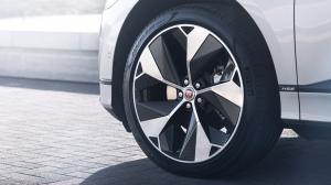 Jaguar I-Pace EV400 AWD HSE Black Pack 2020 года  (WW)